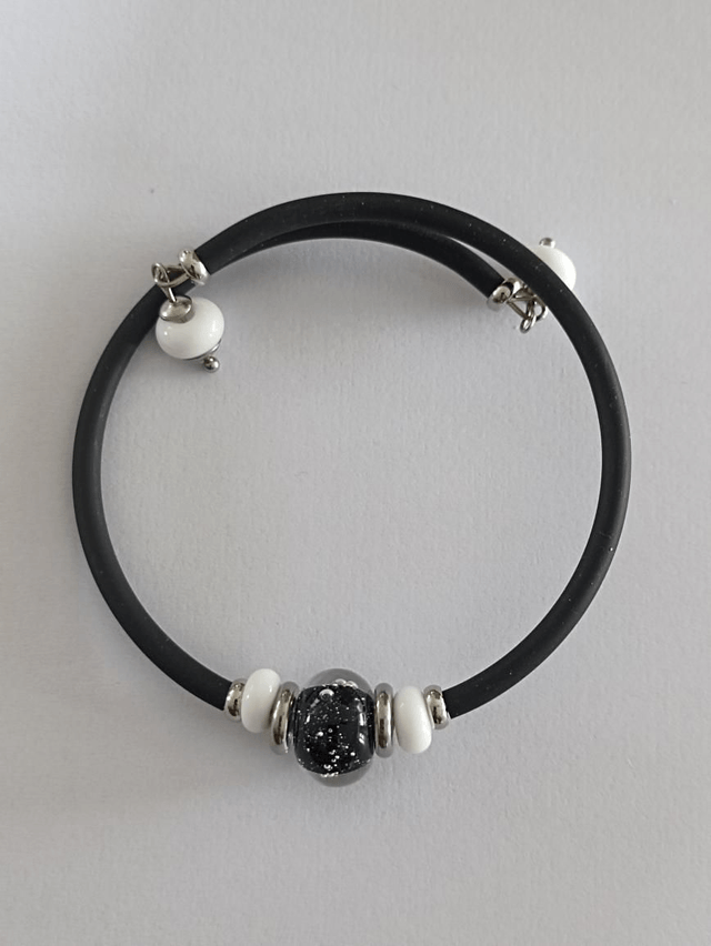 Bracelet noir en verre 
