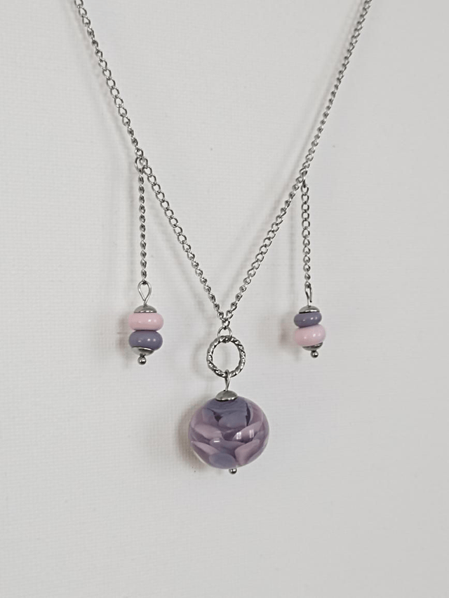 Collier lotus en verre 