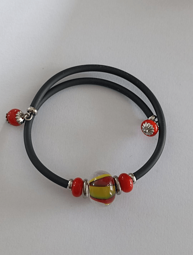 Bracelet en verre filé au chalumeau 