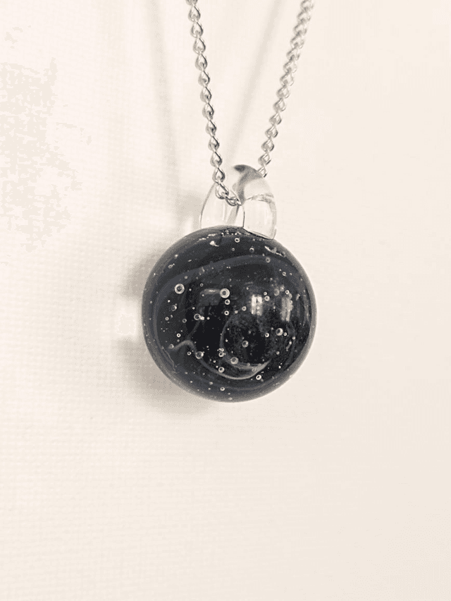 Collier galaxy reflet bleu